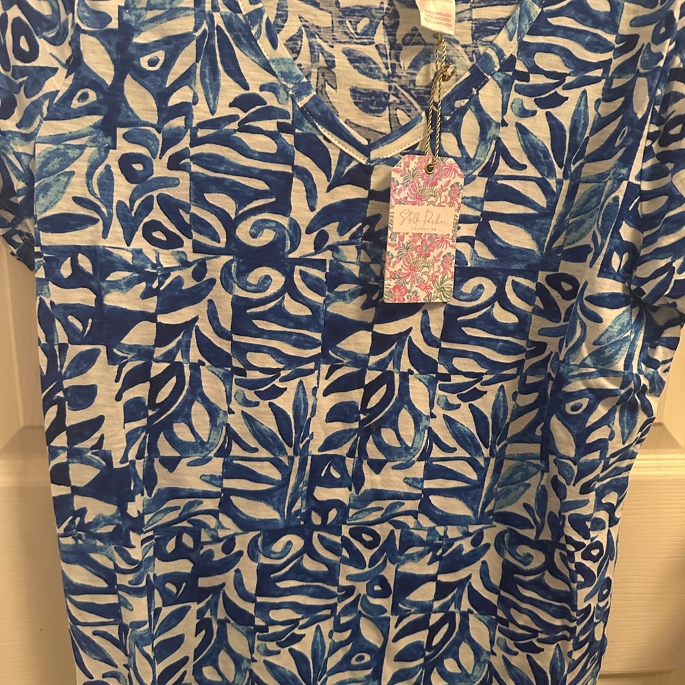 Blue and White Patterned V-Neck Shirt